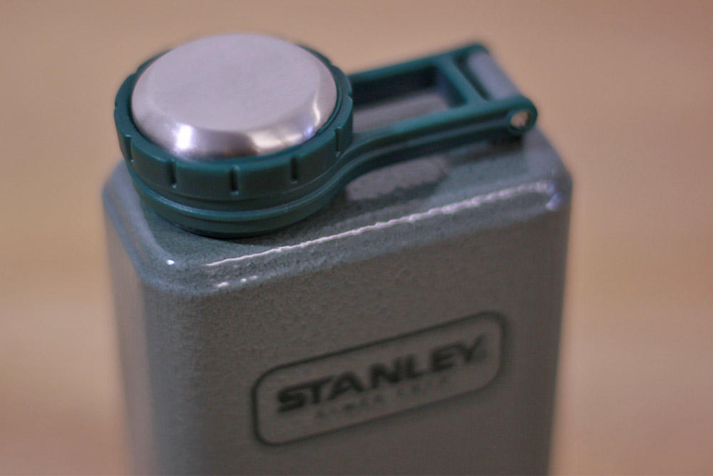STANLEY(スタンレー) SS フラスコ 0.14L グリーン 01695-007 フタはネジ式で開閉