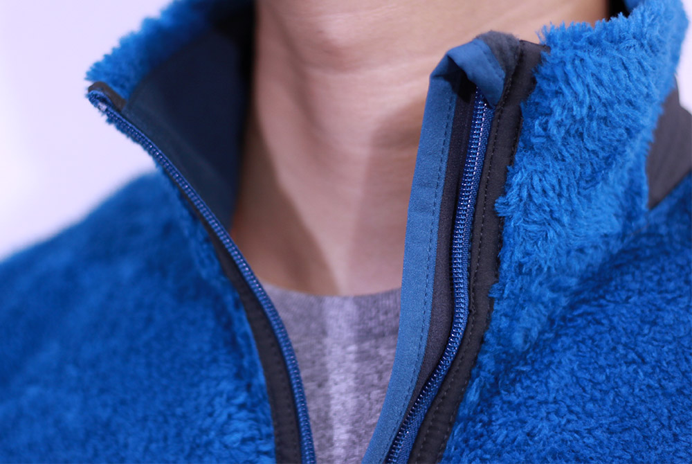 mont-bell(モンベル) クリマエアベスト Men's ジッパーが顎にあたらない仕様