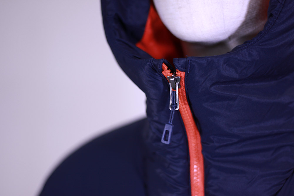 patagonia(パタゴニア) M's Hyper Puff Hoody 84390 ジッパーが顎にあたらない仕様