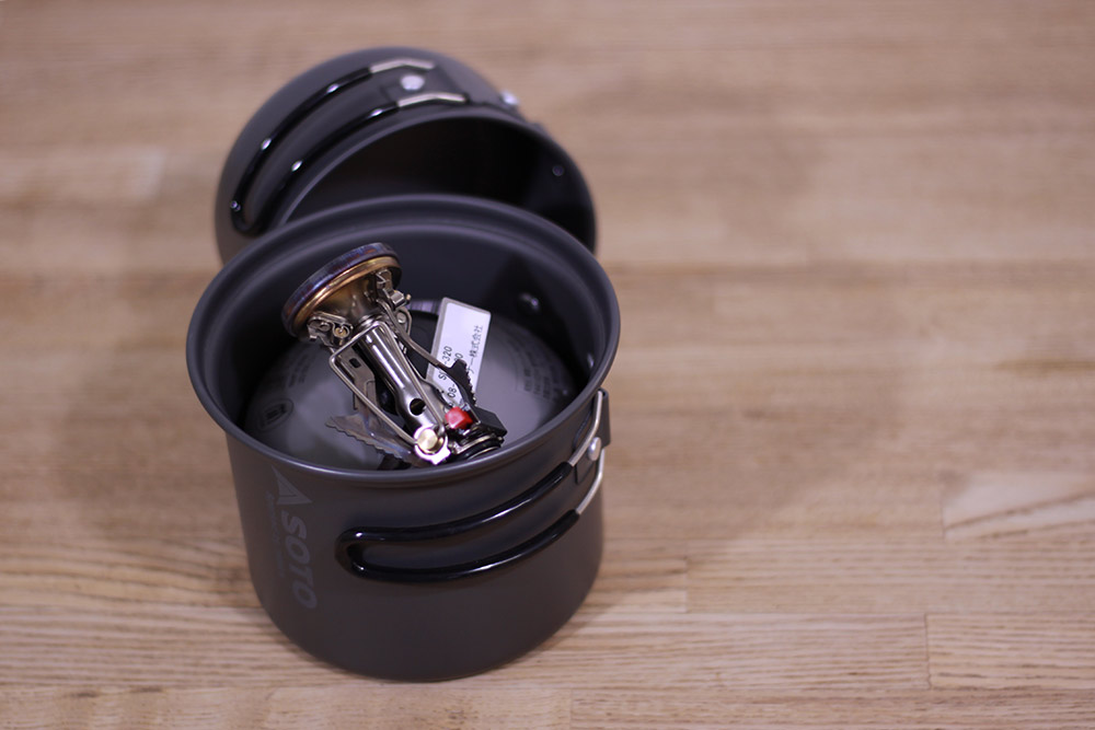 SOTO(ソト) アミカスクッカーコンボ SOD-320CC ガス缶を入れてコンパクトに収納